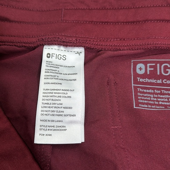 Figs technical scrub burgundy joggers size LP nursing - Picture 5 of 7